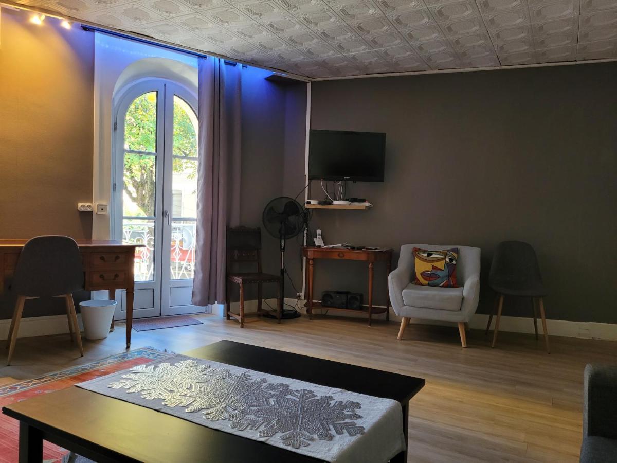 Bel Appartement Bagneres De Luchon Centre Exterior foto